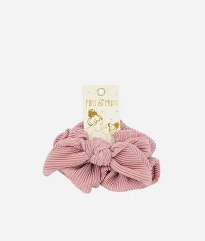 pink scrunchie 
