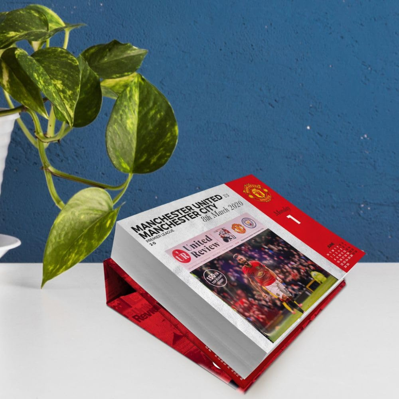 2026CALENDARMANCHESTERUNITEDFCPAGEADAYDESKBLOCKOFFICIALPRODUCT_4 mulveys.ie nationwide shipping