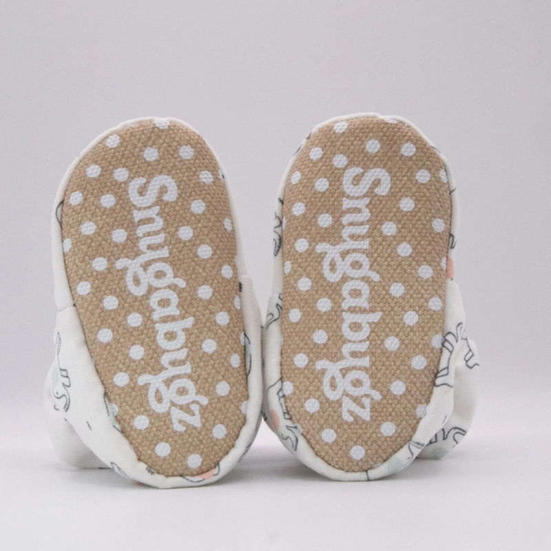 Snugabugz White Elephant Print - Baby Booties That Stay On with Non-Slip Soles
