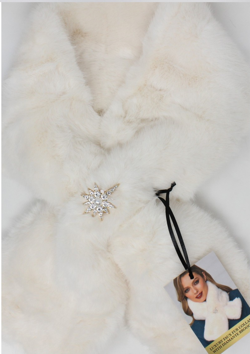 SOMETHING SPECIAL LUXURY FAUX FUR COLLAR WITH DIAMANTE BROOCH White mulveys.ie nationwide shipping