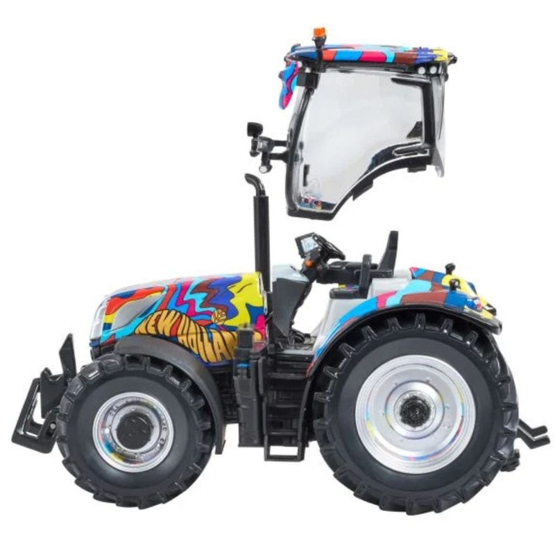 New Holland T7.300 60th Anniversary Limited Edition