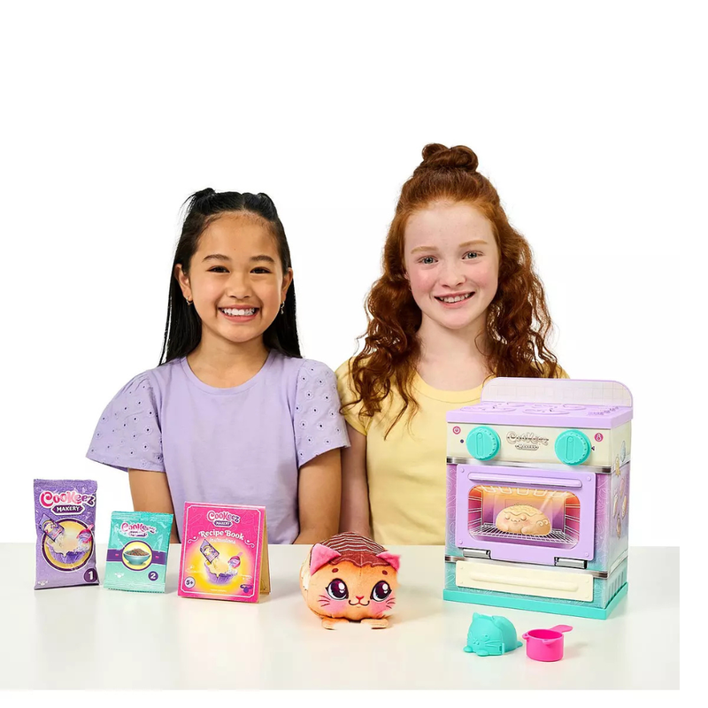 Cookeez Makery Lil Bakez Mix & Make a Surprise Bake