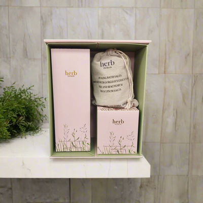 HERB DUBLIN RHUBARB GIFT SET. MULVEYS.IE