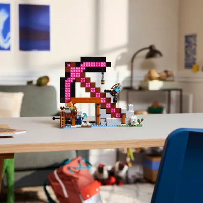 LEGO MINECRAFT 21277 PICKAXE MINE