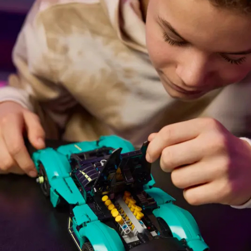 LEGO TECHNIC 42208 ASTON MARTIN VALKYRIE. MULVEYS.IE