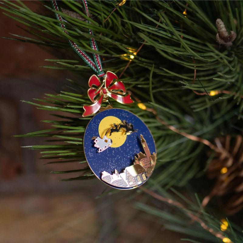 Newbridge Silverware Gold Plated Santa Sleigh Christmas Tree Decoration