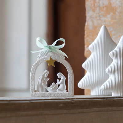 Plaster Nativity Scene Stable with Sapin Givré/Pine Scent: Mathilde