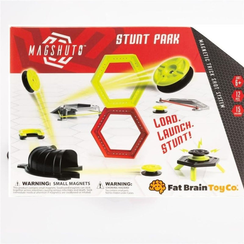 Tomy  Fat Brain Toys Magshuto Stunt Park