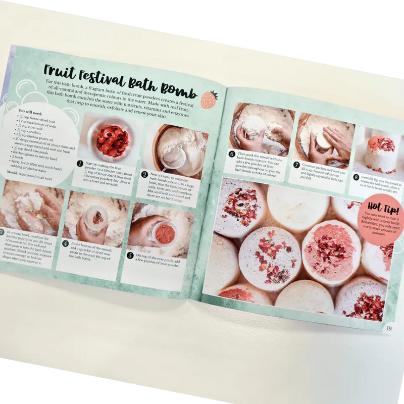 CraftMaker Create Your Own Bath Bombs Gift Box