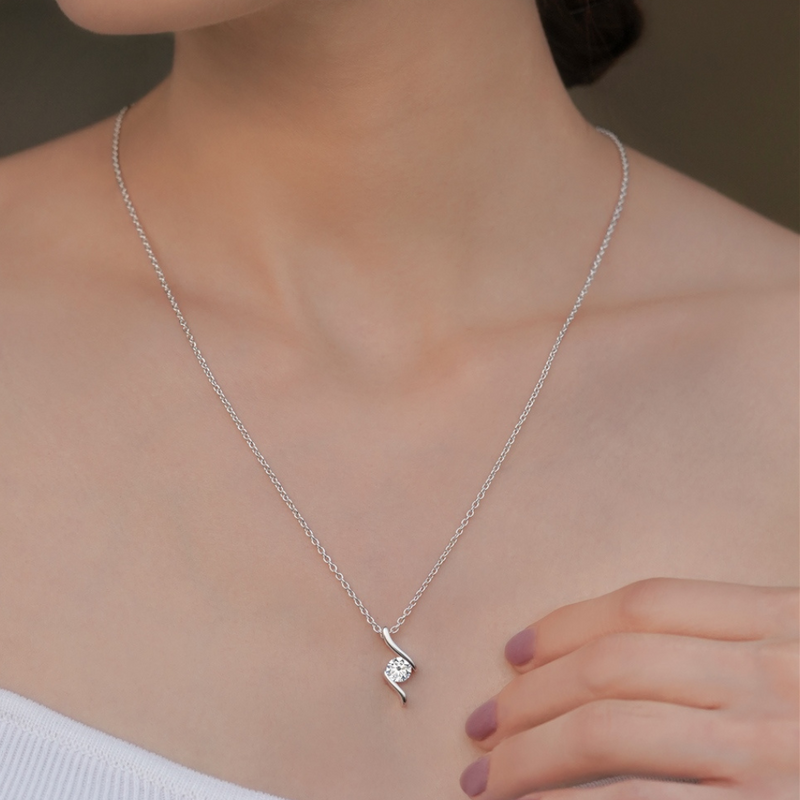 Newbridge Silverware Silver Drop With Clear Stone mulveys.ie nationwide shipping