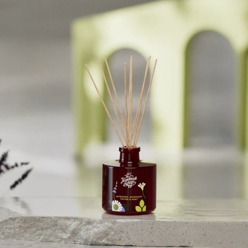 Candle + Diffuser Giftset - Lavender, Rosemary, Thyme & Mint