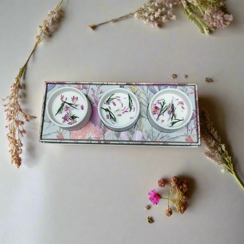 Irish Botanicals wildflowers elberberry & nettle candles trio set. Mulveys.ie
