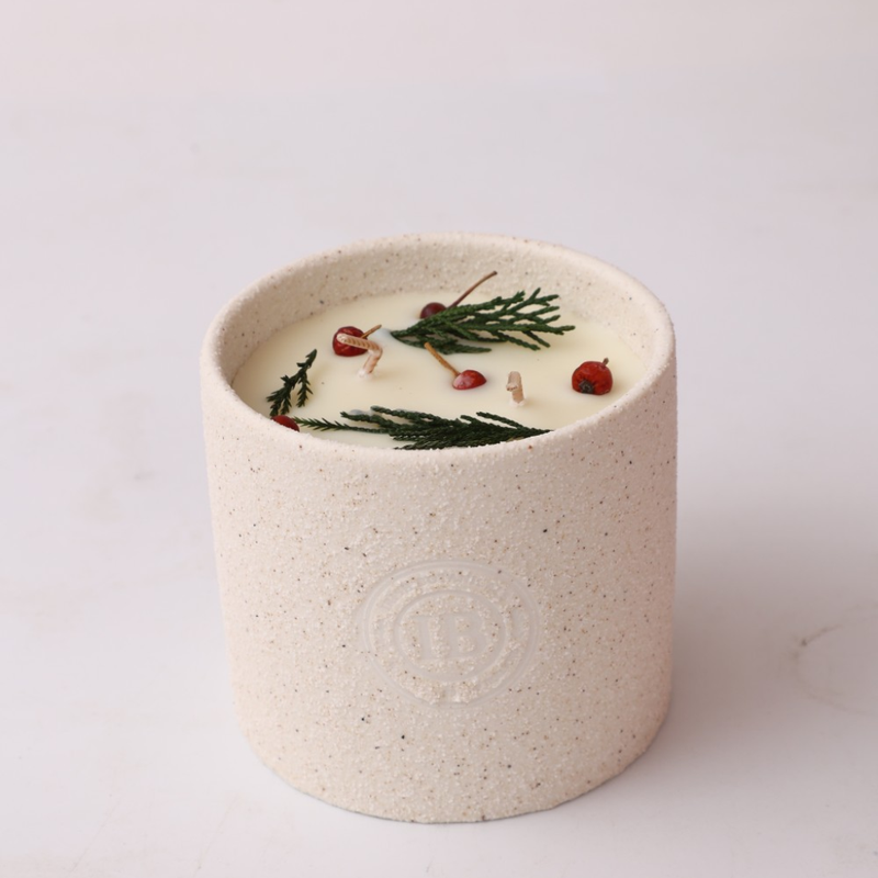 Irish Botanicals  Ceramic Candle - Wild Irish Berries.Mulveys.ie