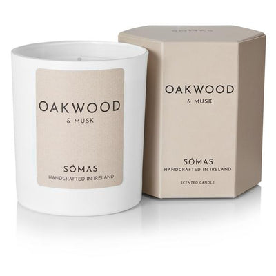 Oakwood & Musk Scented Soy Candle